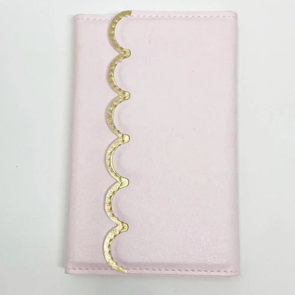 ECCOLO | Light Pink Scalloped Memo Pad Gold Detail